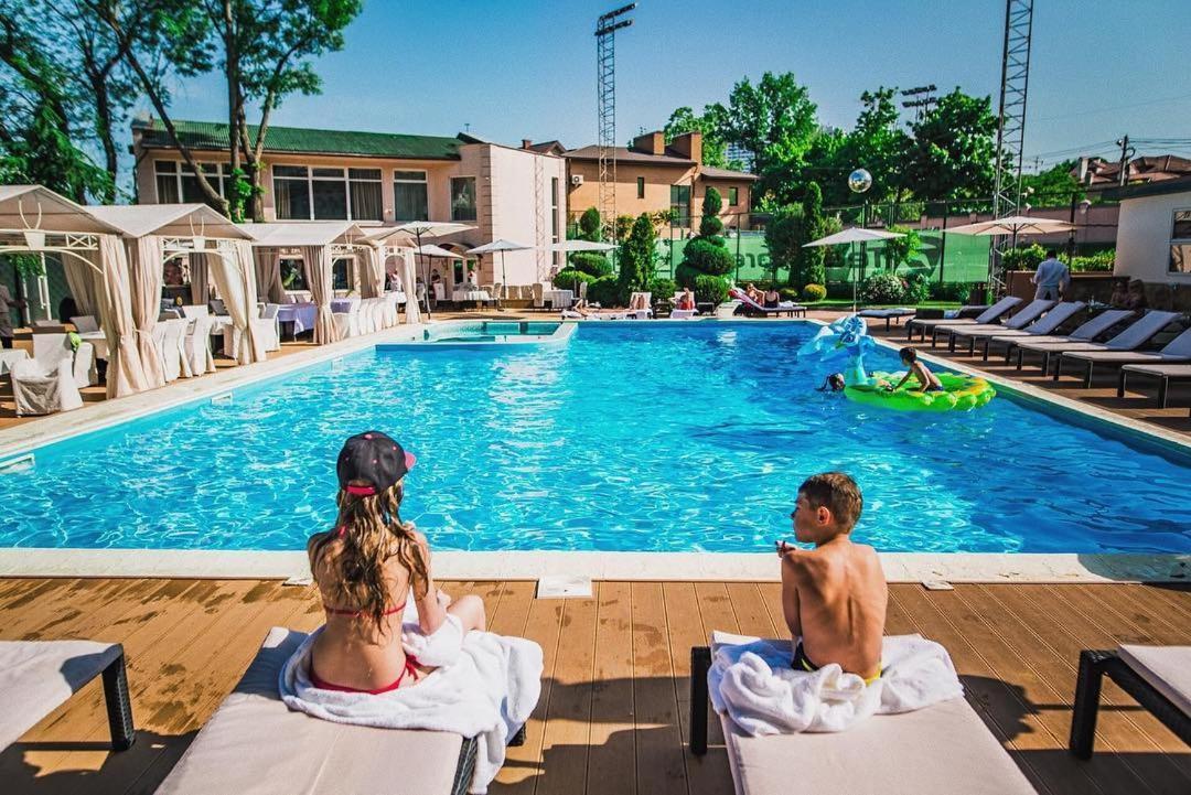 Arcadia Plaza Hotel Odessa Exteriör bild