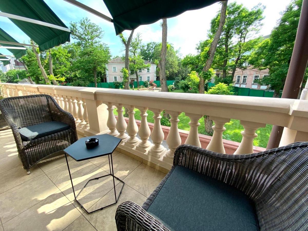 Arcadia Plaza Hotel Odessa Exteriör bild